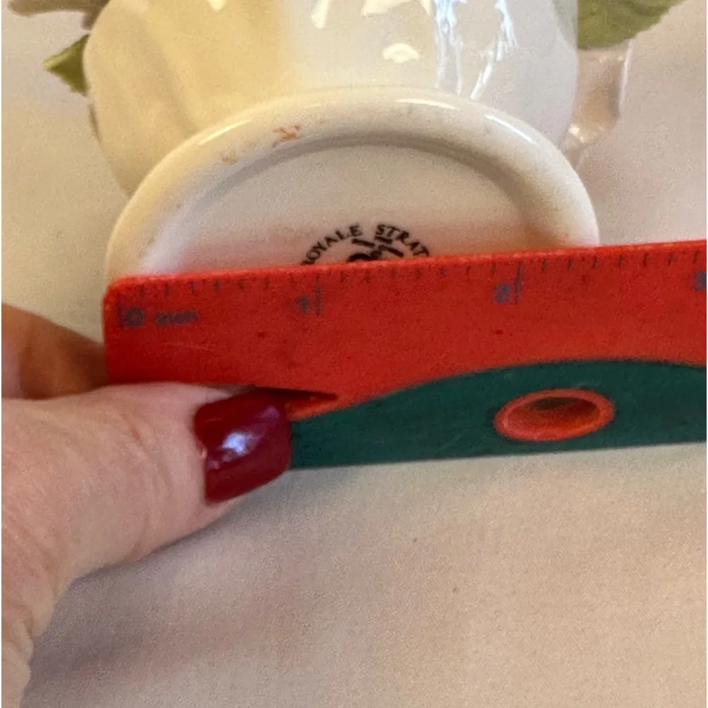 Royal Stratford Bone China Rose Floral Bouquet - Picture 13 of 13